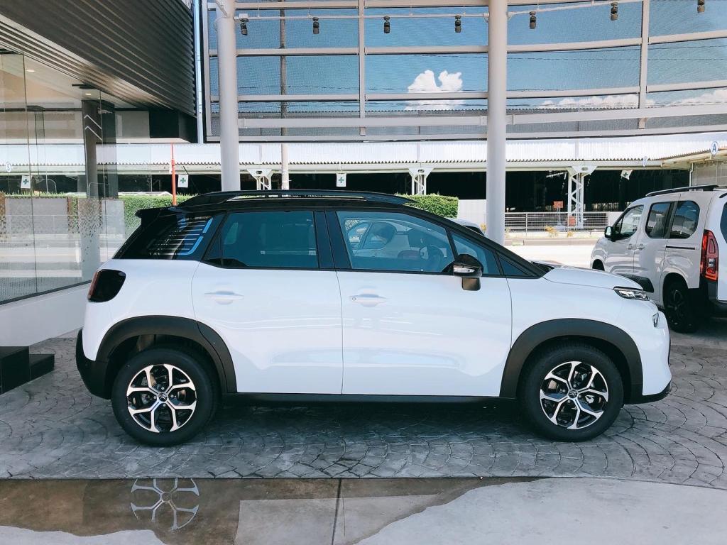 C3 AIRCROSS SUV BlueHDiディーゼルエンジン