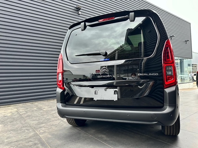 BERLINGO Edition Noire 到着