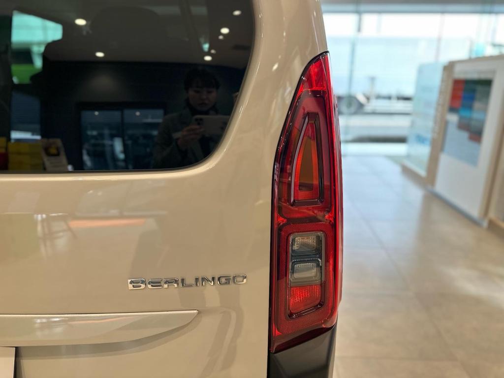 BERLINGO LONG サーブル展示中