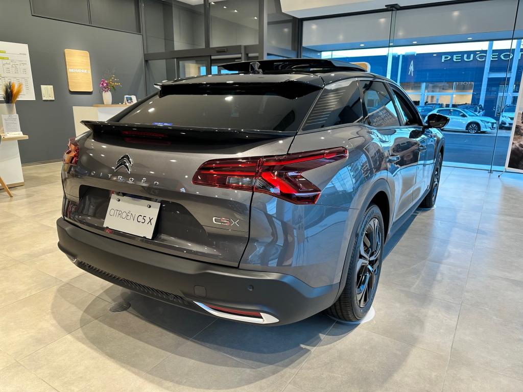 CITROEN　C5 X　個性と高級感　