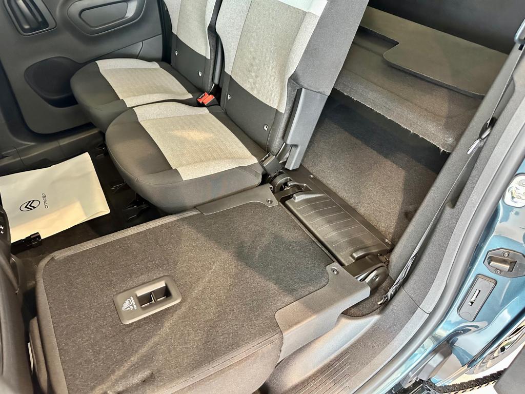 ファミリー層に人気、BERLINGO