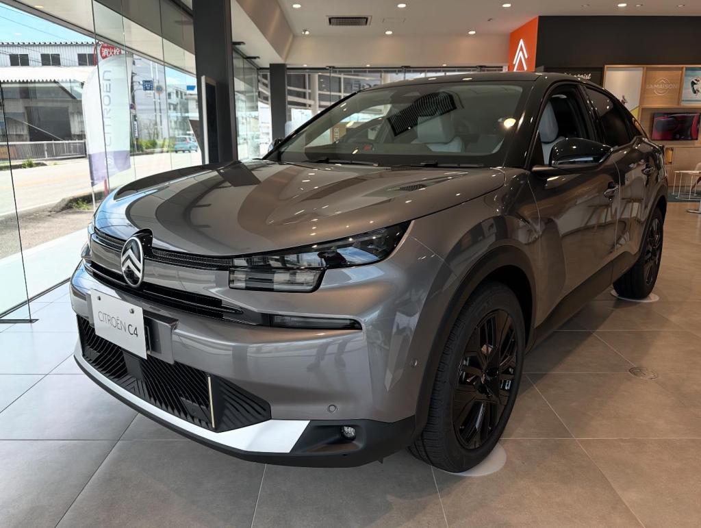 NEW C4 HYBRID Edition Lumière ボディーカラー見比べ！