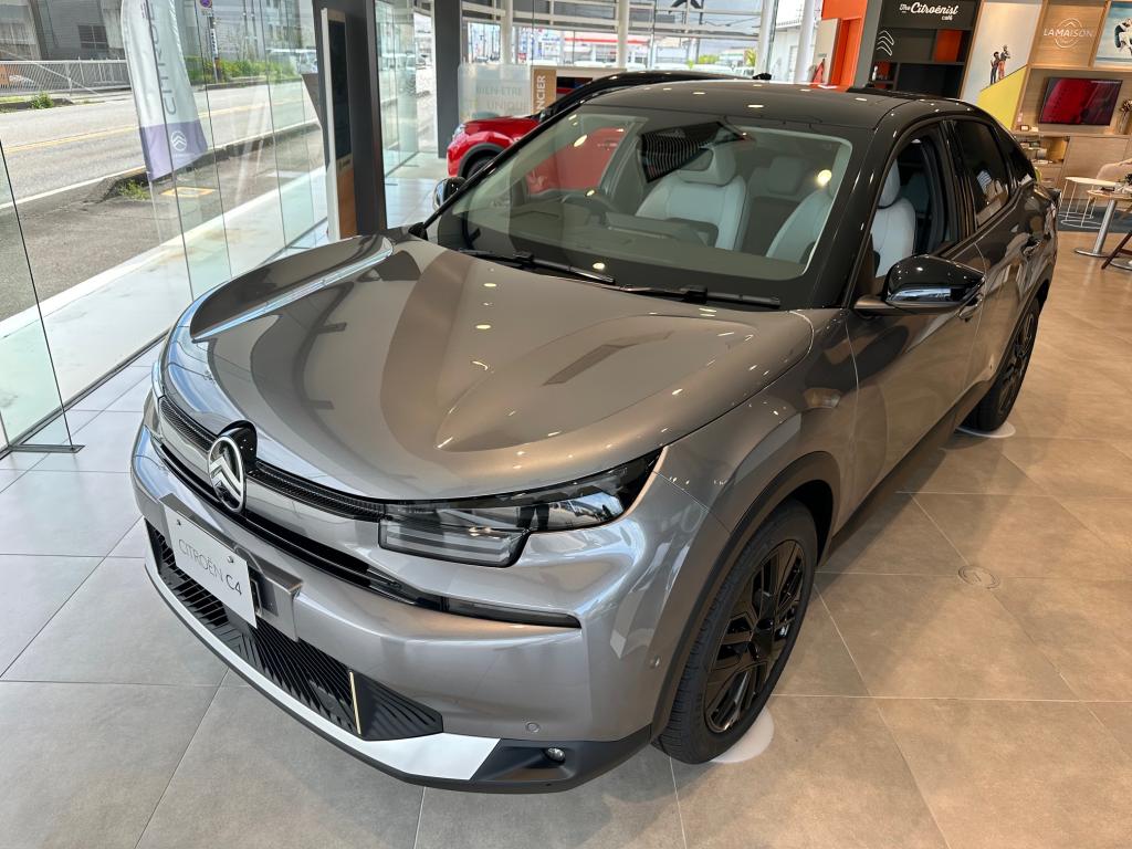 NEW C4 HYBRID Edition Lumière ボディーカラー見比べ！