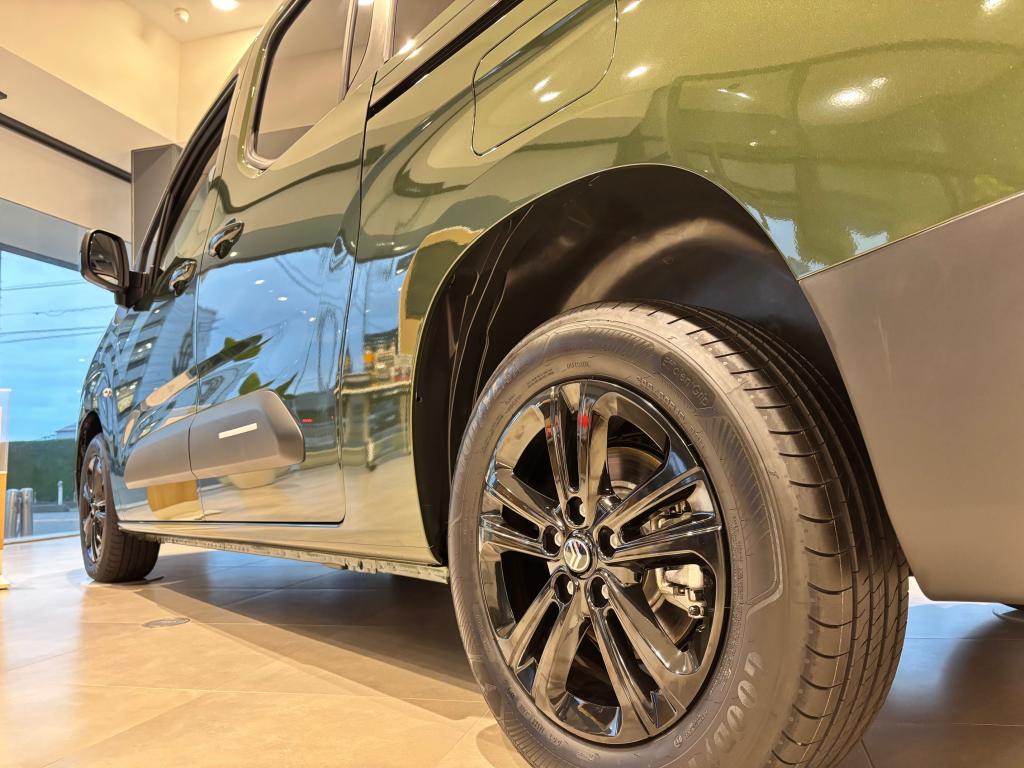 BERLINGO　LONG　家族の笑顔を作る車