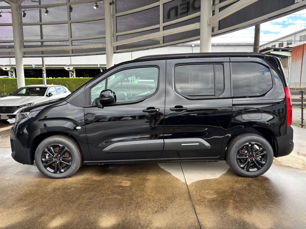 BERLINGO Black Edition