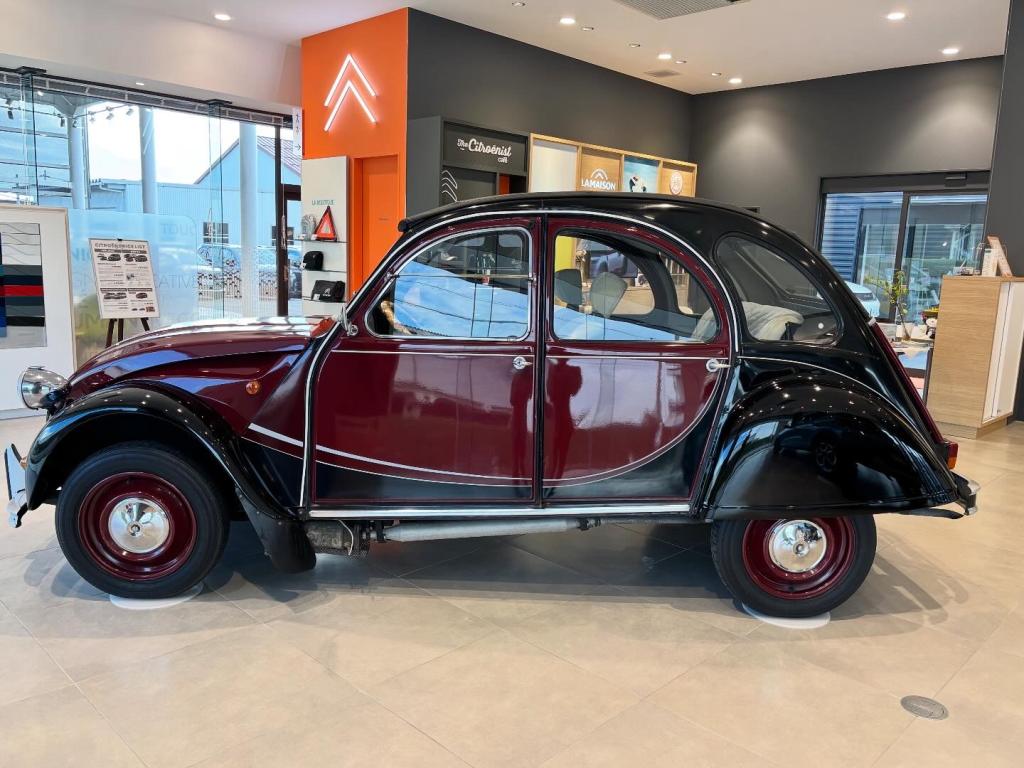 シトロエン名車２ＣＶ展特別展示